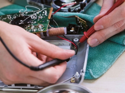 Repair Cafe: Electronics Repair